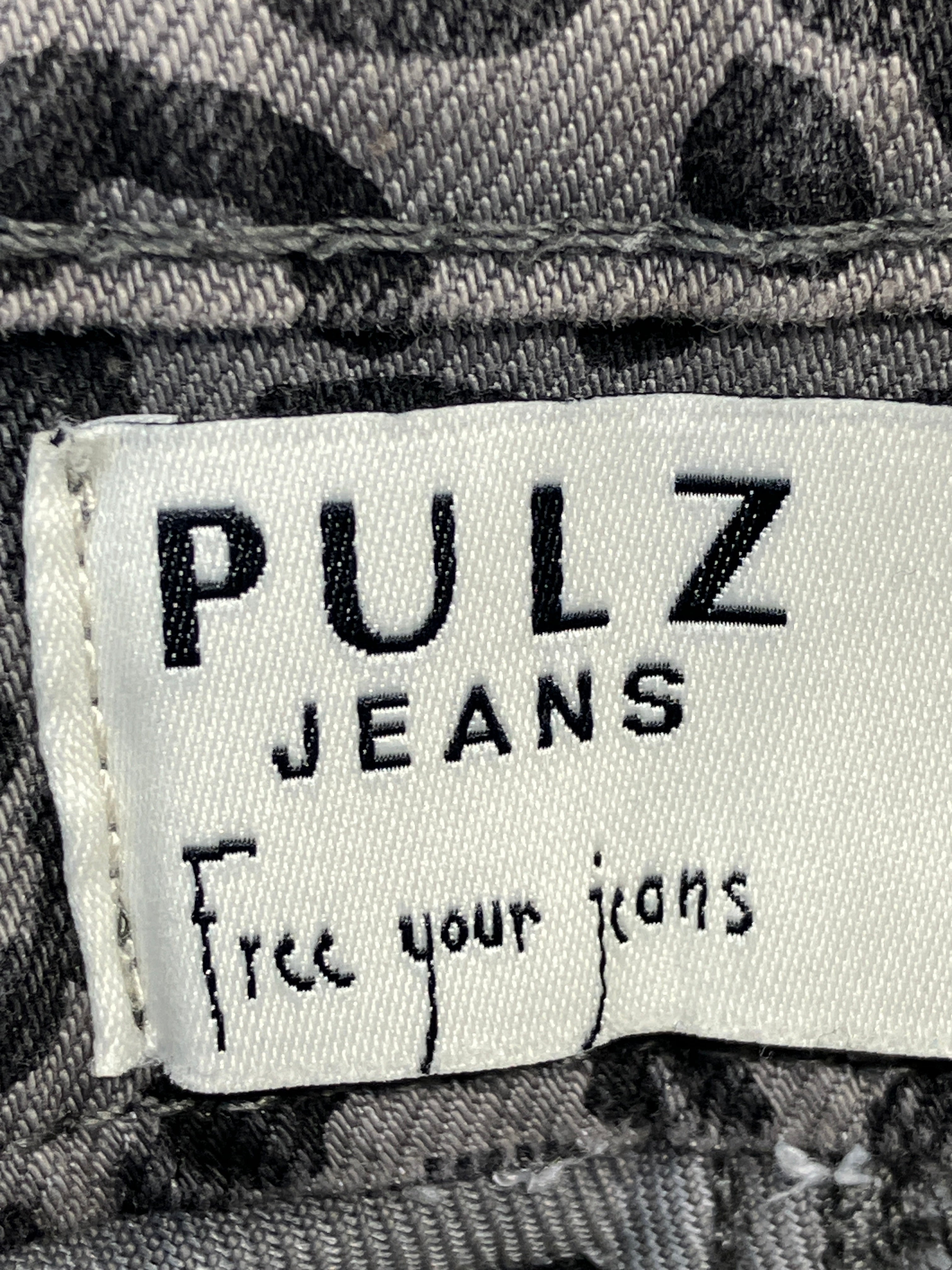Pulz Shorts